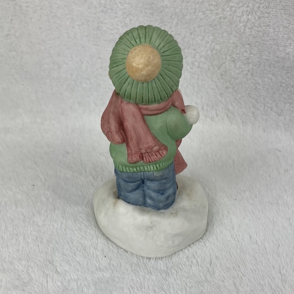 Avon VTG 1985 Hand Painted Porcelain Joy to the World Figurine Music Box 4” - Picture 5 of 11